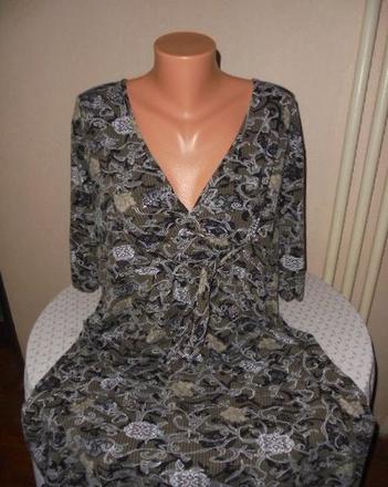 Kvalitné dámske vzorované elastické šaty, xl