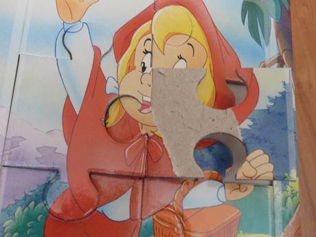 Puzzle knižka - červená čiapočka - 2+,