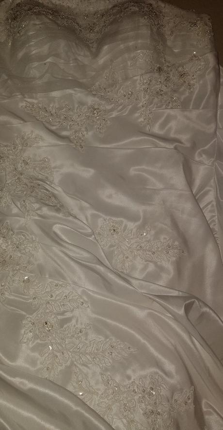 Predám svadobné šaty + 2 vesty, 38