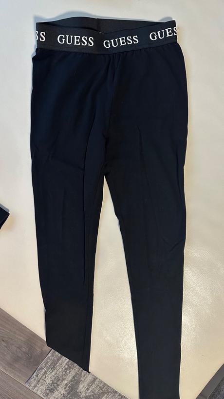 Suprava guess top stav, guess,134