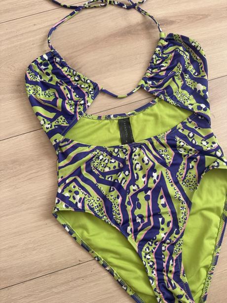 Jednodielne plavky trendyol, 34