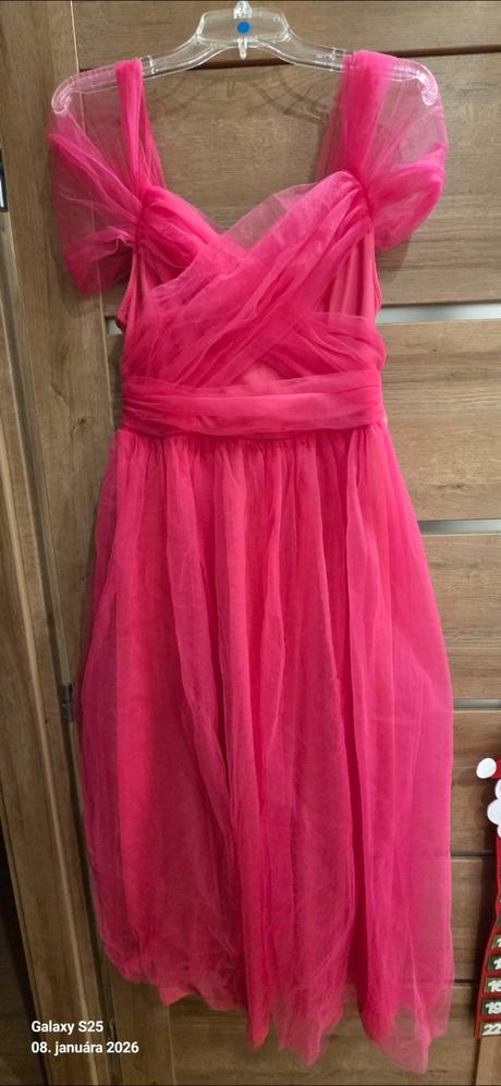 Pekné šatky, 40