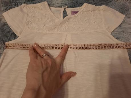 Krásne tričká 134/140, f&f,134