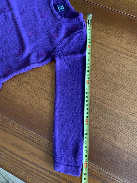 Rozkošný pulóvrik gap s volánom a bodkami, gap,98