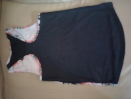 Ponúkam dievčenské športové tričko, pepco,146