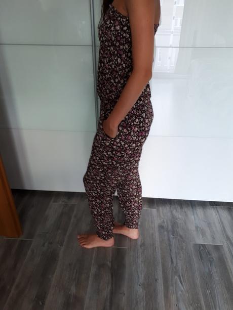 Kvetinkový overal, s