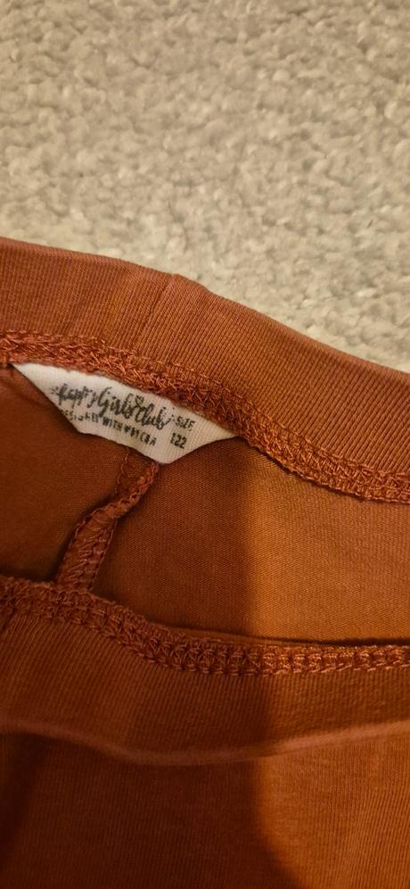 Leginy c&a 122, c&a,122