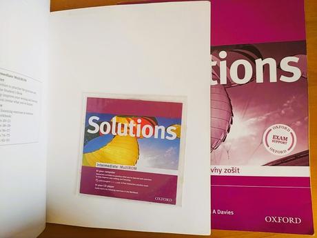 Solutions učebnica a pracovný zošit, 