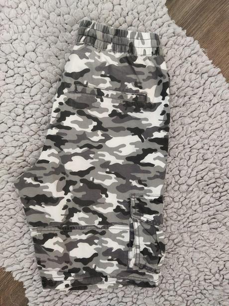 Krátke nohavice, f&f,158