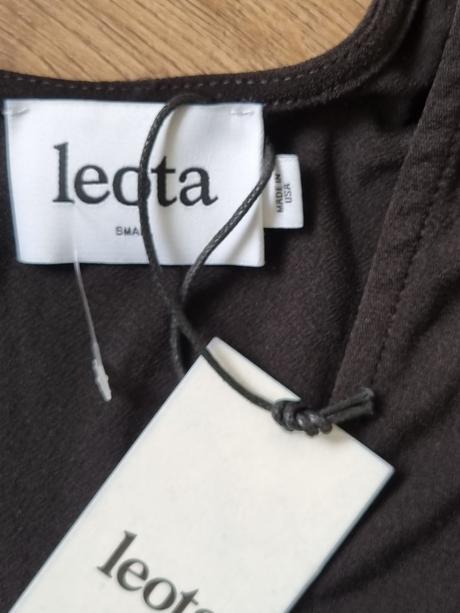 Elastické šaty s, s