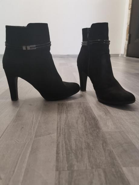 Členkove topánky, 38