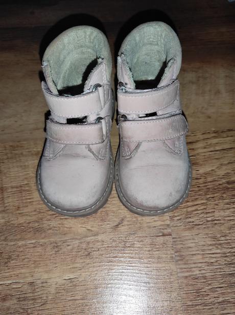 Topánočky prechodne, 20
