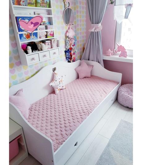 Detská posteľ srdce,rôzne veľkosti, šírka (cm): 90,dĺžka (cm): 200