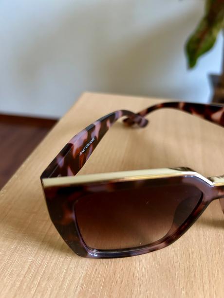 Slnečné hnedé okuliare zn.jones new york, 