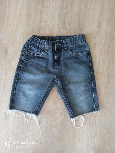 Pekne riflové kraťasy, chapter young,146