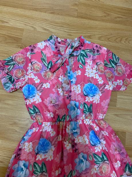 Dievčenské letné šaty, 146