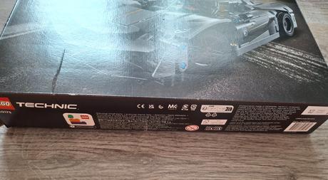 Lego technic 42173 sivé hyperauto,