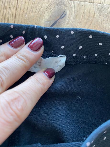 Bodkovane leginky, mango,122