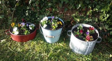 Staré smaltované hrnce 2 ks ( sada ),