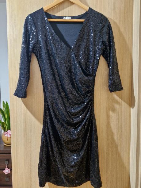 Flitrovane saty, cubus,s