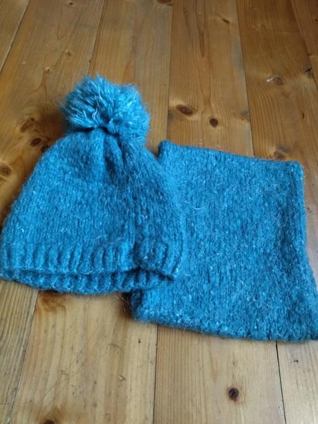 Set čiapka a nákrčník, 122