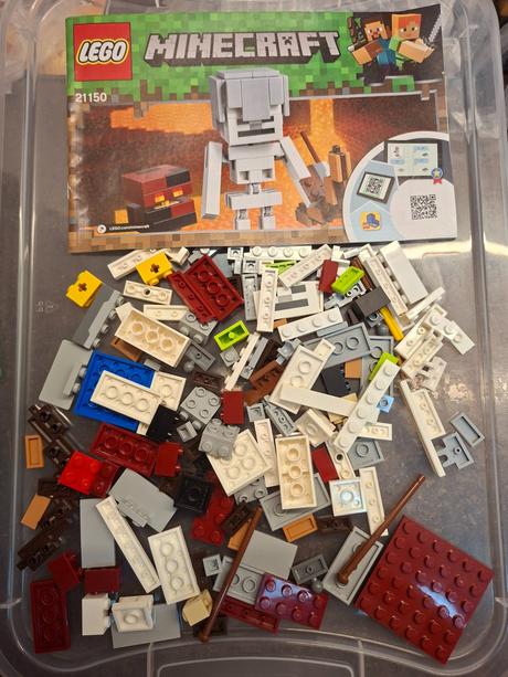 Lego 21150,