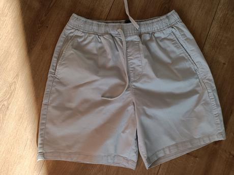 Kraťasy v xs, gap,xs