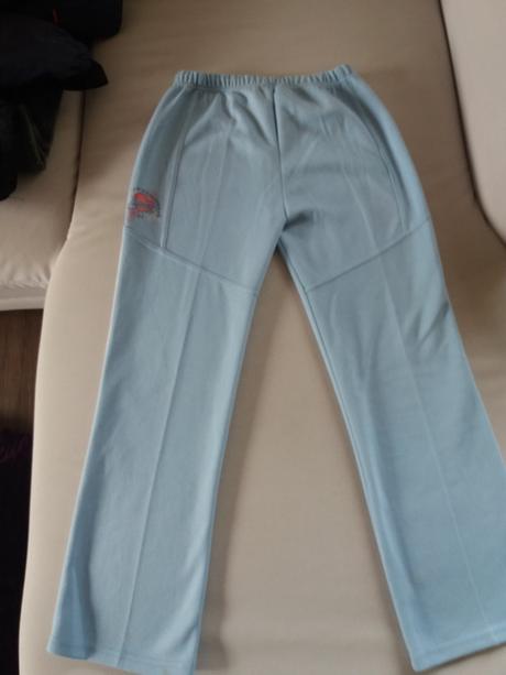 Dievčenské tepláky č. 140, 140