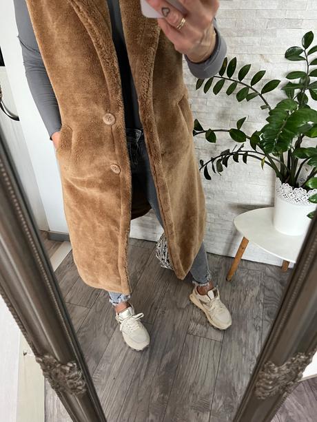 Dámska kožušinová vesta, m