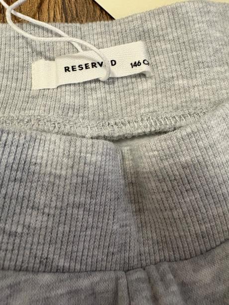 Tepláky reserved 146, reserved,146