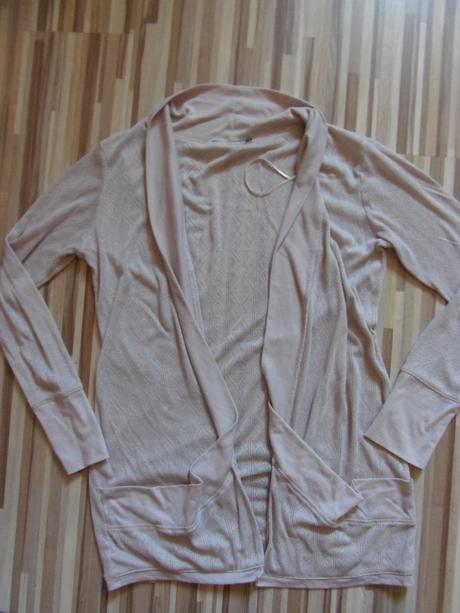 Dierkovaný cardigan, m