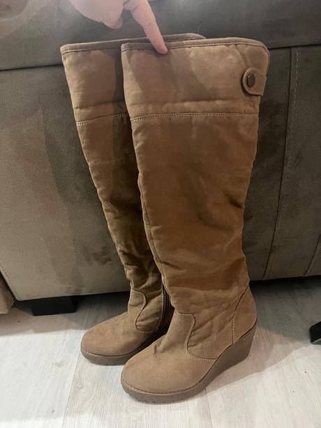 Vysoké čižmy, graceland,36