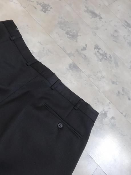 Kvalitné vlnené spoločenské nohavice, l