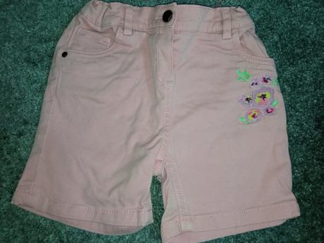 Šortky, baby club,92