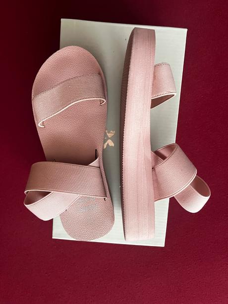 Penové sandále, 36