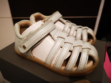 Kožené kvalitné sandálky, bobux,22