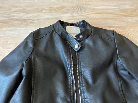 Kožená bunda, 140