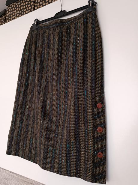 Teplá midi sukňa, xl