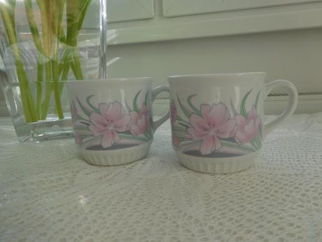 Šálka retro veľká 2 kusy, porcelán, 