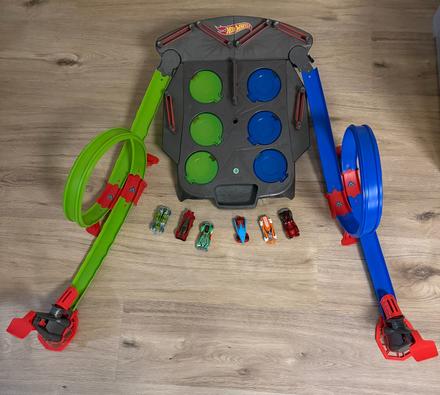 Hot wheels odrážacia pretekárska dráha, 