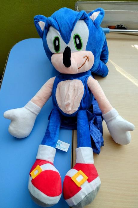 Plyšový ruksak ježko sonic, disney