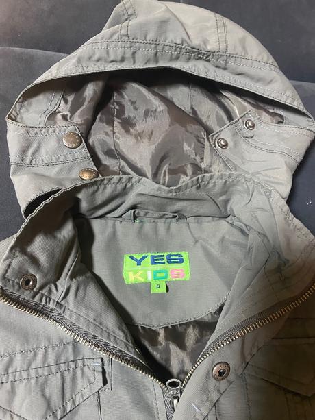 Jarný kabátik, 104