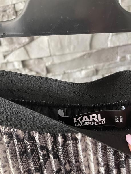 Karl lagerfeld v.s-m, m