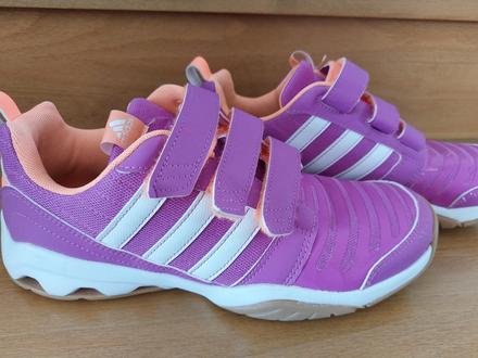 Halové tenisky adidas, adidas,39