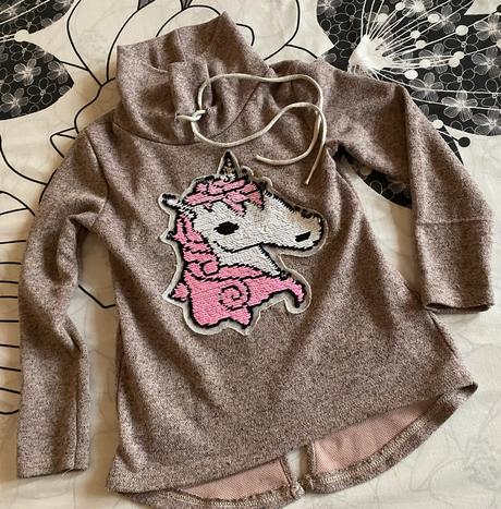 Mikinka z dovozu s aplikáciou ponny v. 122/128, 122