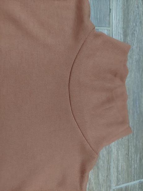 Svetríkový rolák č.36, 36