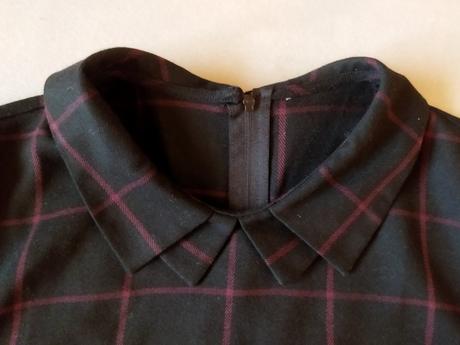 Čierne elegantné šaty s golierom, m