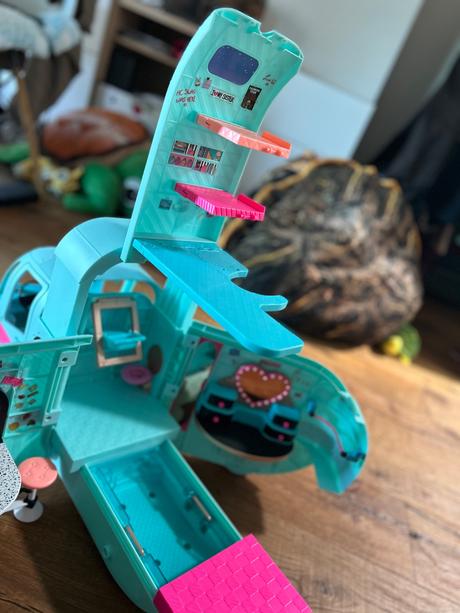 L.o.l. karavan camper pre lolky, 