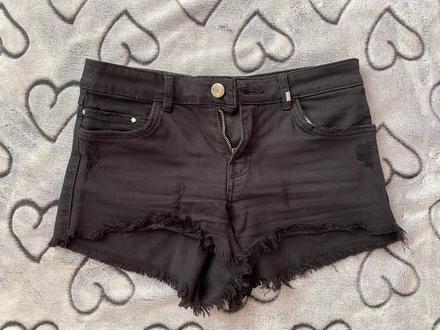 Kraťasy, bershka,34