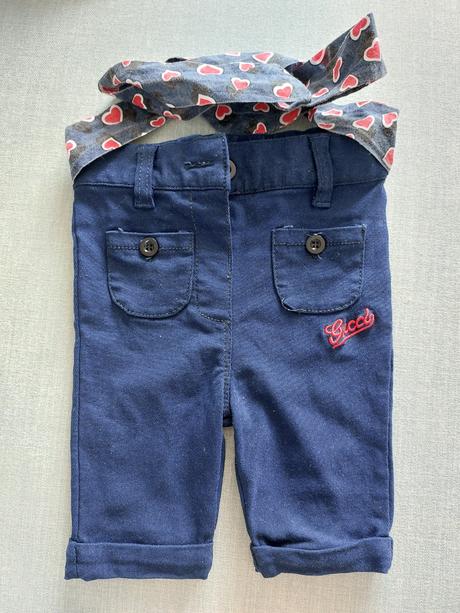 Dievcenske sortky s maslou, 74